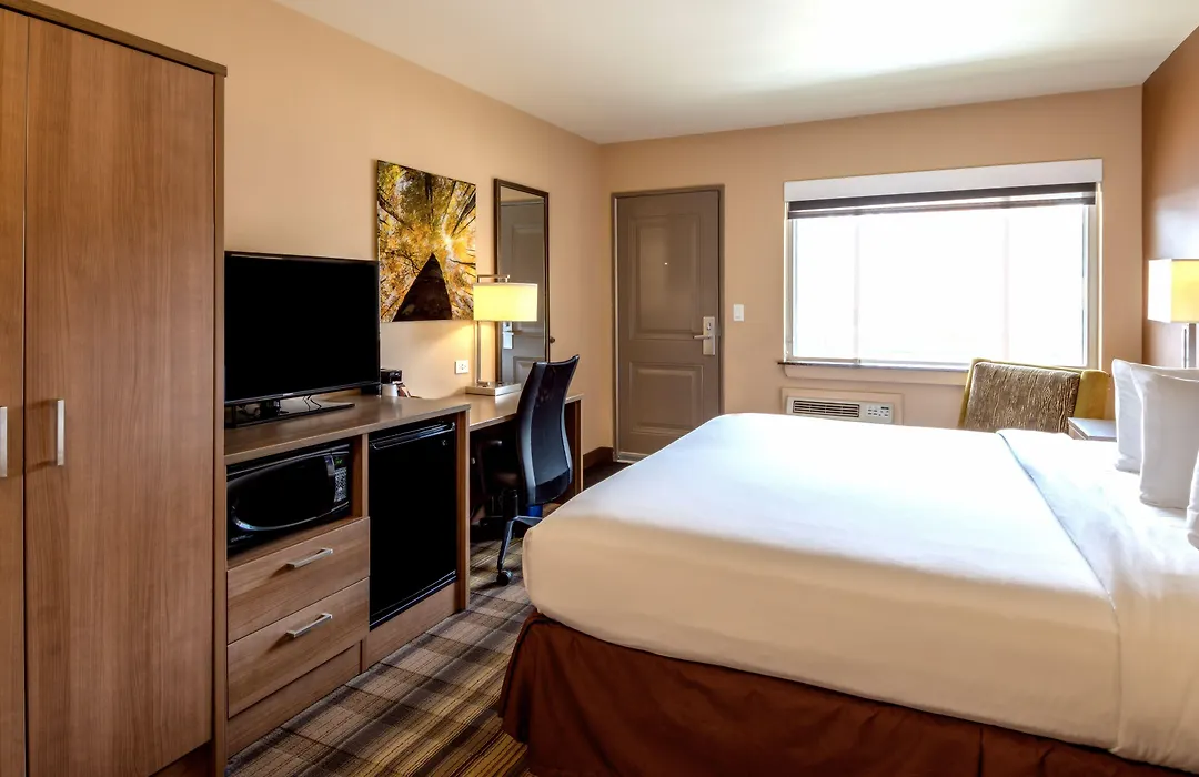 Boulder University Inn-1